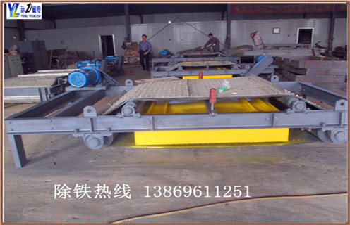 青海新(xin)的(de)鐵礦磁選機(jī)